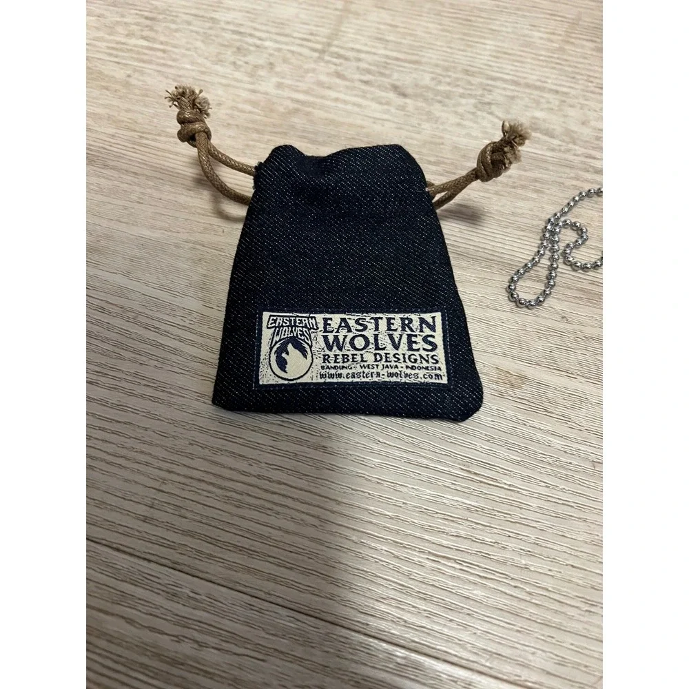 Wisdom In Chains Eastern Wolves Necklace PAHC‎ Rare Haywire Drain Bayway